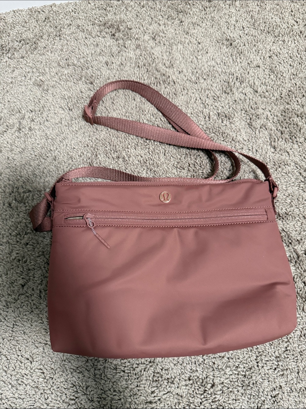 Lululemon Dusty Rose Backpack Set with Pouch and Changing Pad - Picture 8 of 10